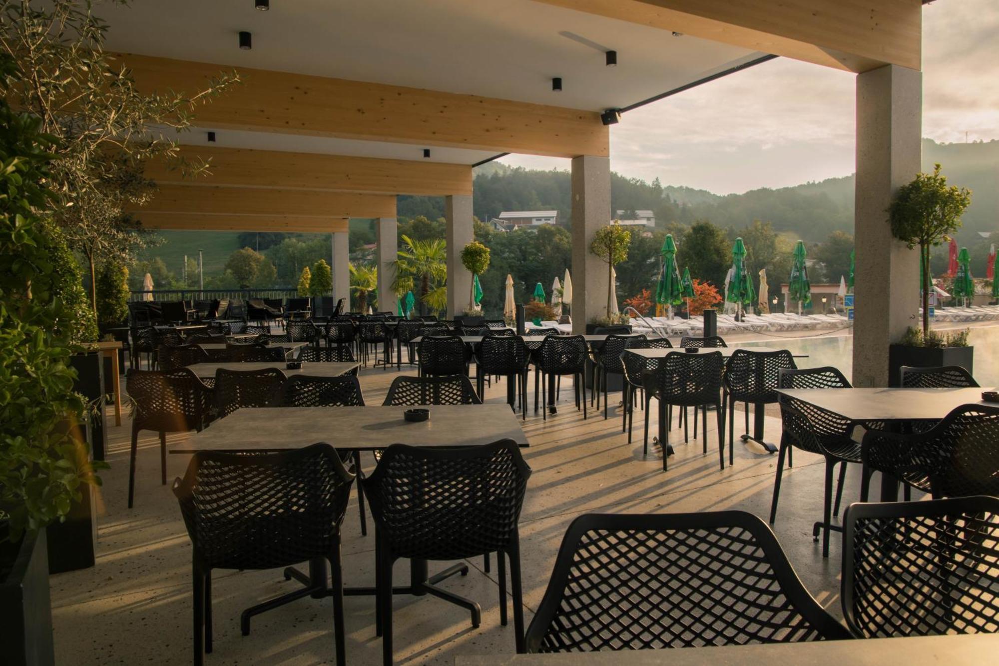 Hotel Aqua Roma Rimske Toplice Ngoại thất bức ảnh
