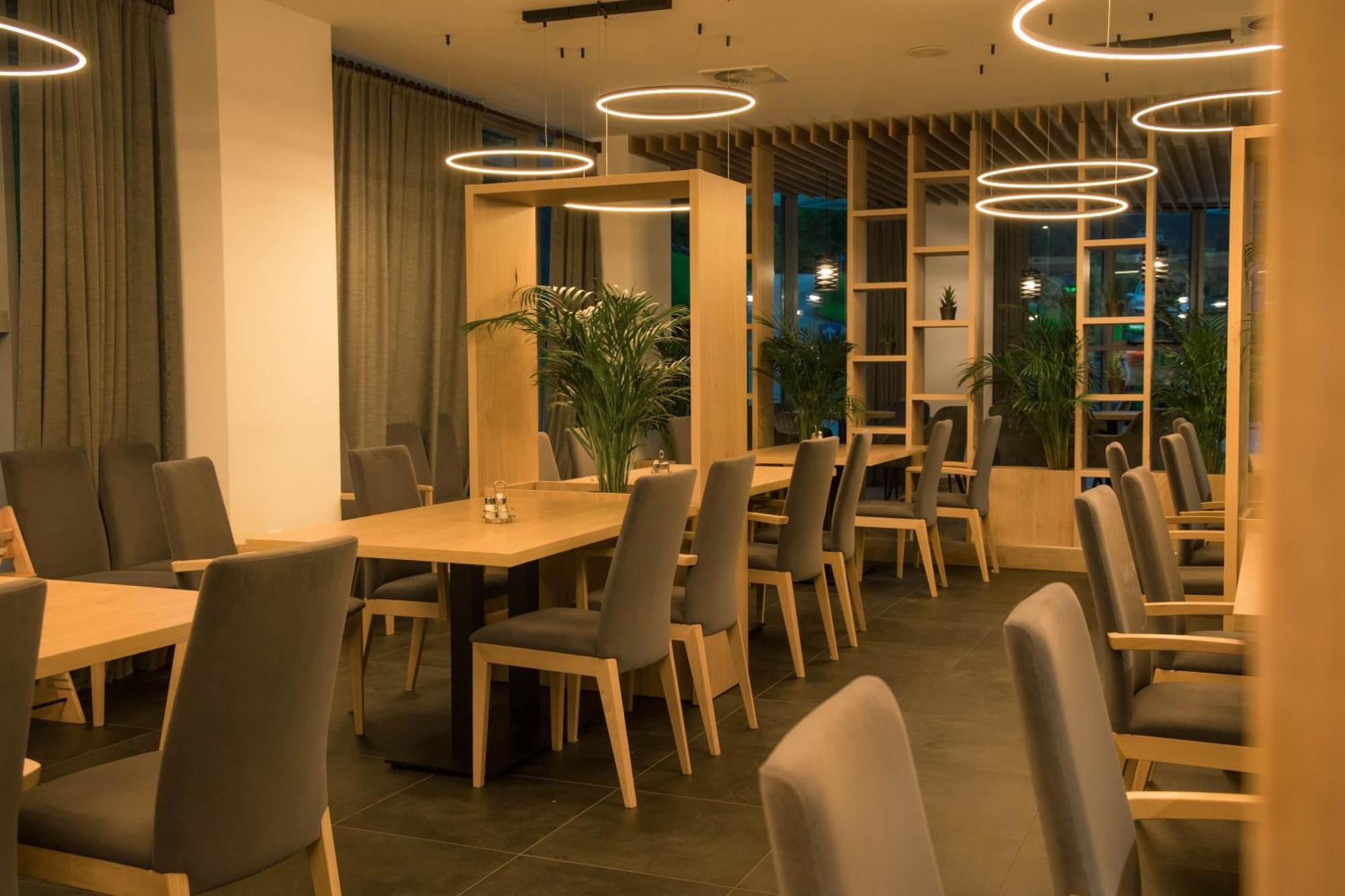 Hotel Aqua Roma Rimske Toplice Ngoại thất bức ảnh