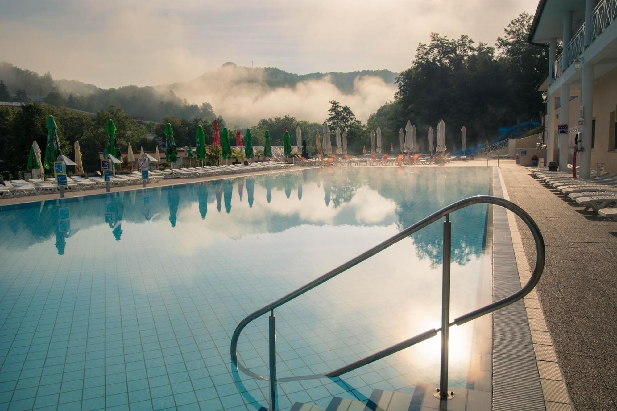 Hotel Aqua Roma Rimske Toplice Ngoại thất bức ảnh