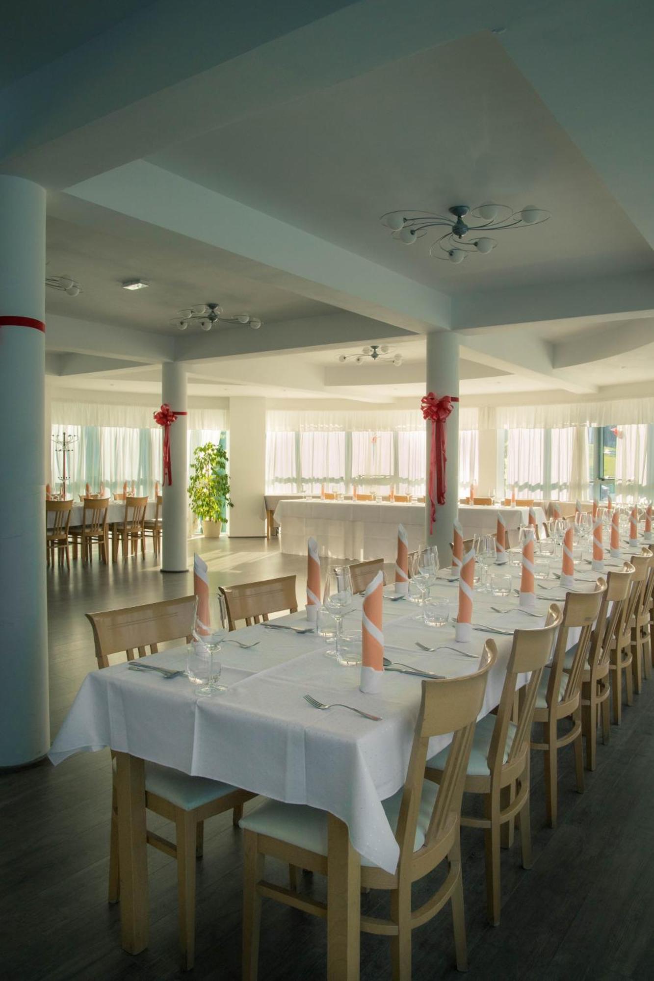 Hotel Aqua Roma Rimske Toplice Ngoại thất bức ảnh